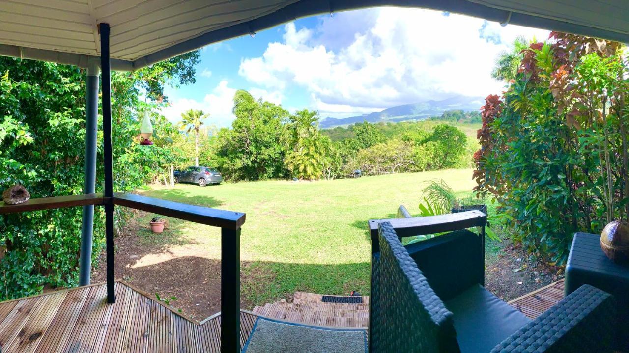 Lodge Colibris Piscine Privee Vue Panoramique Mer Et Montagne Pelee , 500 M Plage Dans Un Parc , Calme Assure Ideal Pour Decouvrir Le Nord Caraibes Le Carbet Ngoại thất bức ảnh