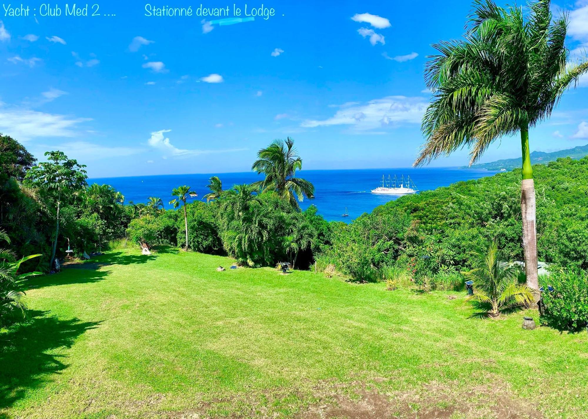 Lodge Colibris Piscine Privee Vue Panoramique Mer Et Montagne Pelee , 500 M Plage Dans Un Parc , Calme Assure Ideal Pour Decouvrir Le Nord Caraibes Le Carbet Ngoại thất bức ảnh